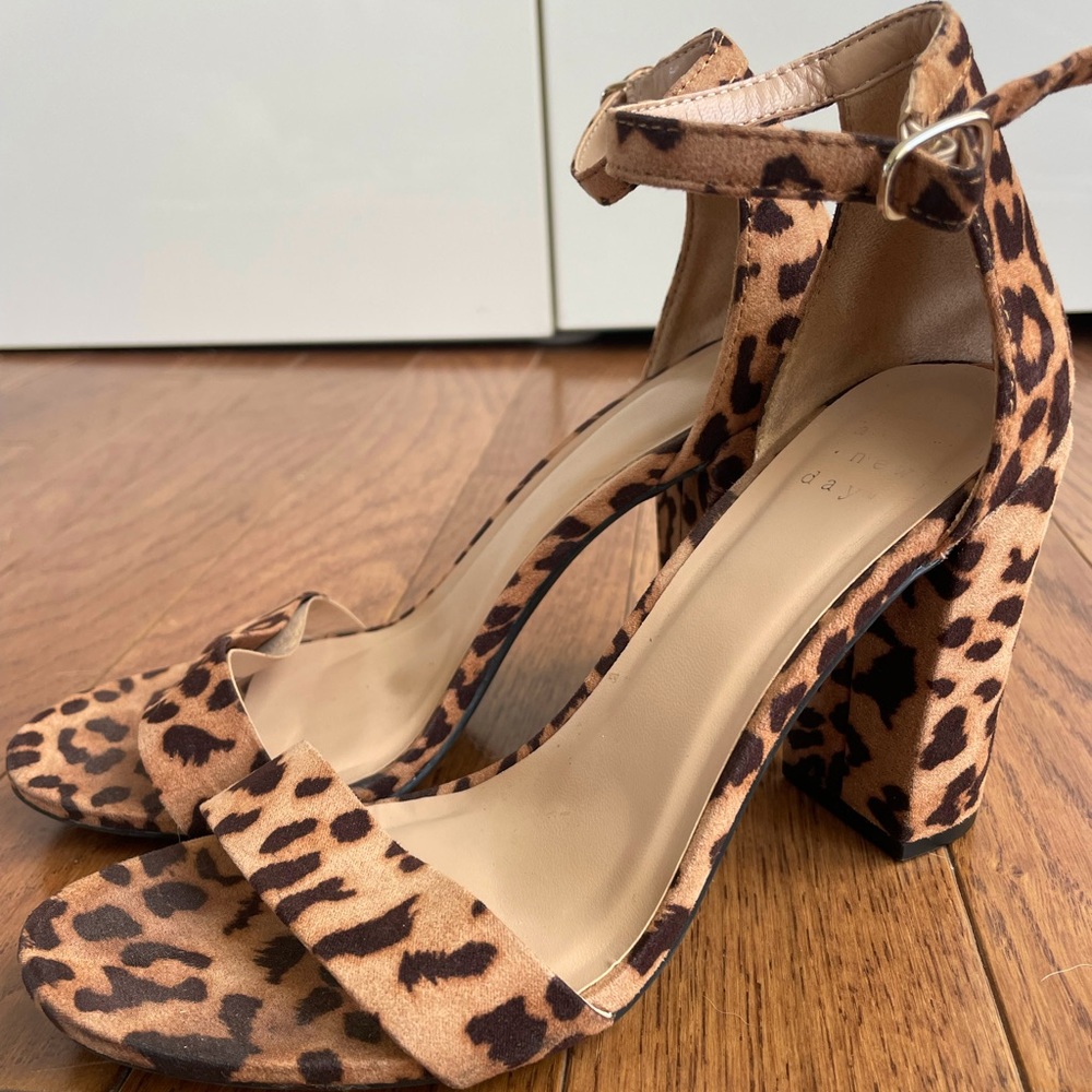 A new day Leopard heel
